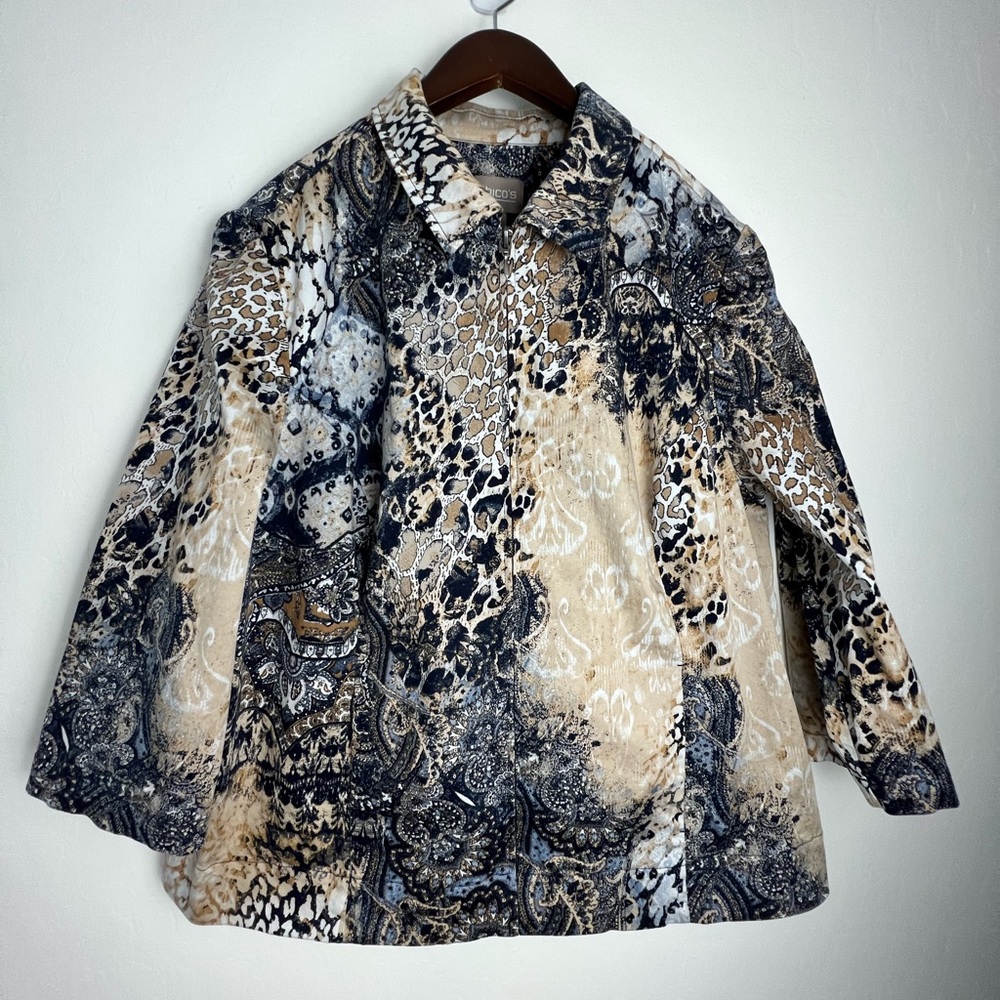 Chico’s Jacket Size 3 wild floral pattern print